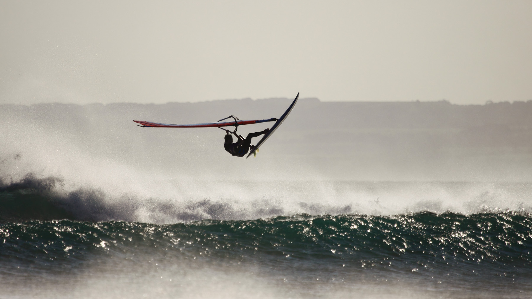 alastair mcleod windsurfing long arms at sandy point